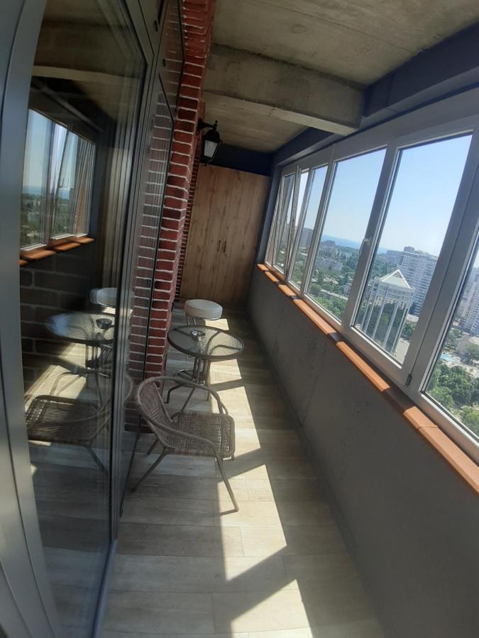Лофт На 26 Этаже Odessa Exterior foto